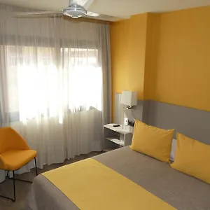 Zeus Hotell